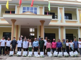 hành trình từ thiện vì miền trung thân yêu